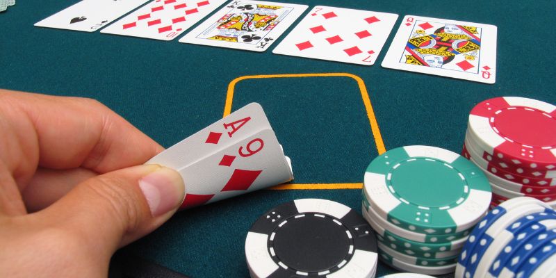 Những sai lầm cần tránh khi đoán bài đối thủ